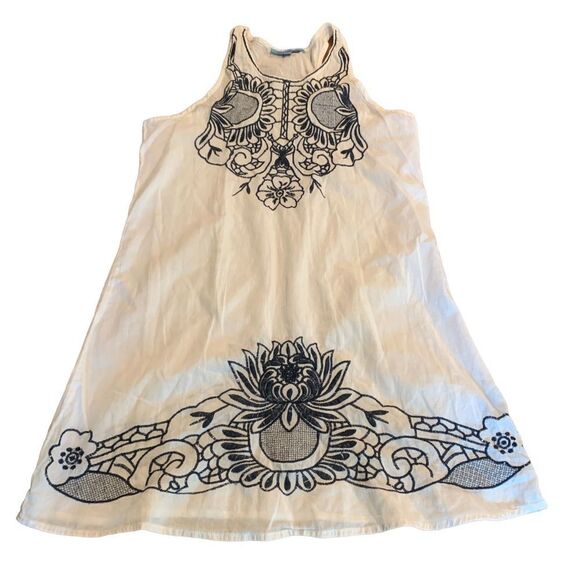 Solitaire Swim White Cotton Embroidered Racerback Coverup Small - Picture 1 of 5